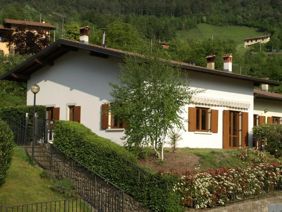 Modern Holiday Home In Idro Lombardy Near Lake Idro Crone